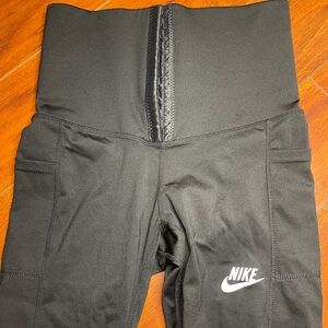 Nike Black Compression Leggings High-Waisted
